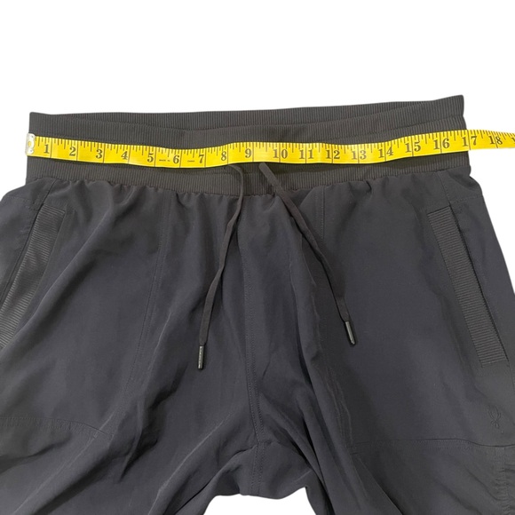 SPYDER WOMEN’s Active Capri Lightweight Pants Drawstring Pockets Size L Black - Picture 12 of 14